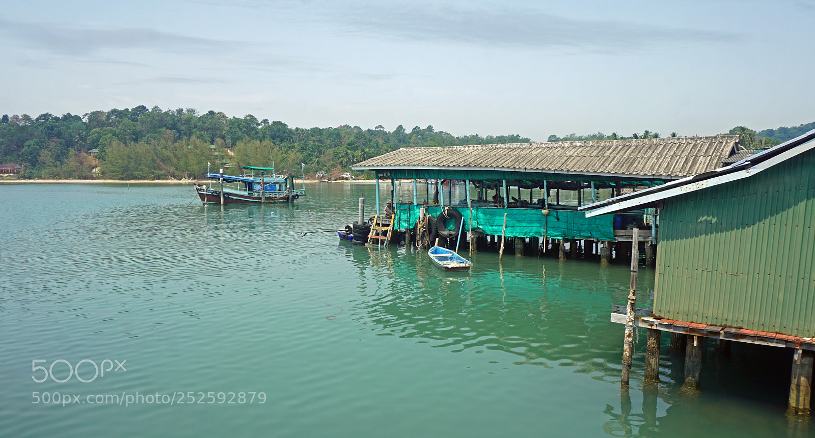 Sony a6000 sample photo. Wooden houses on koh photography