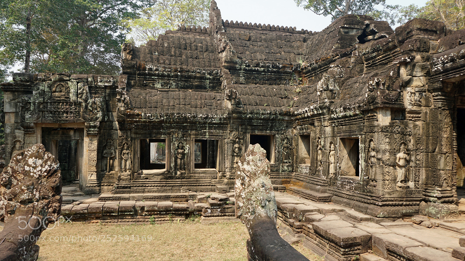 Sony a6000 sample photo. Ankor wat temple complex photography