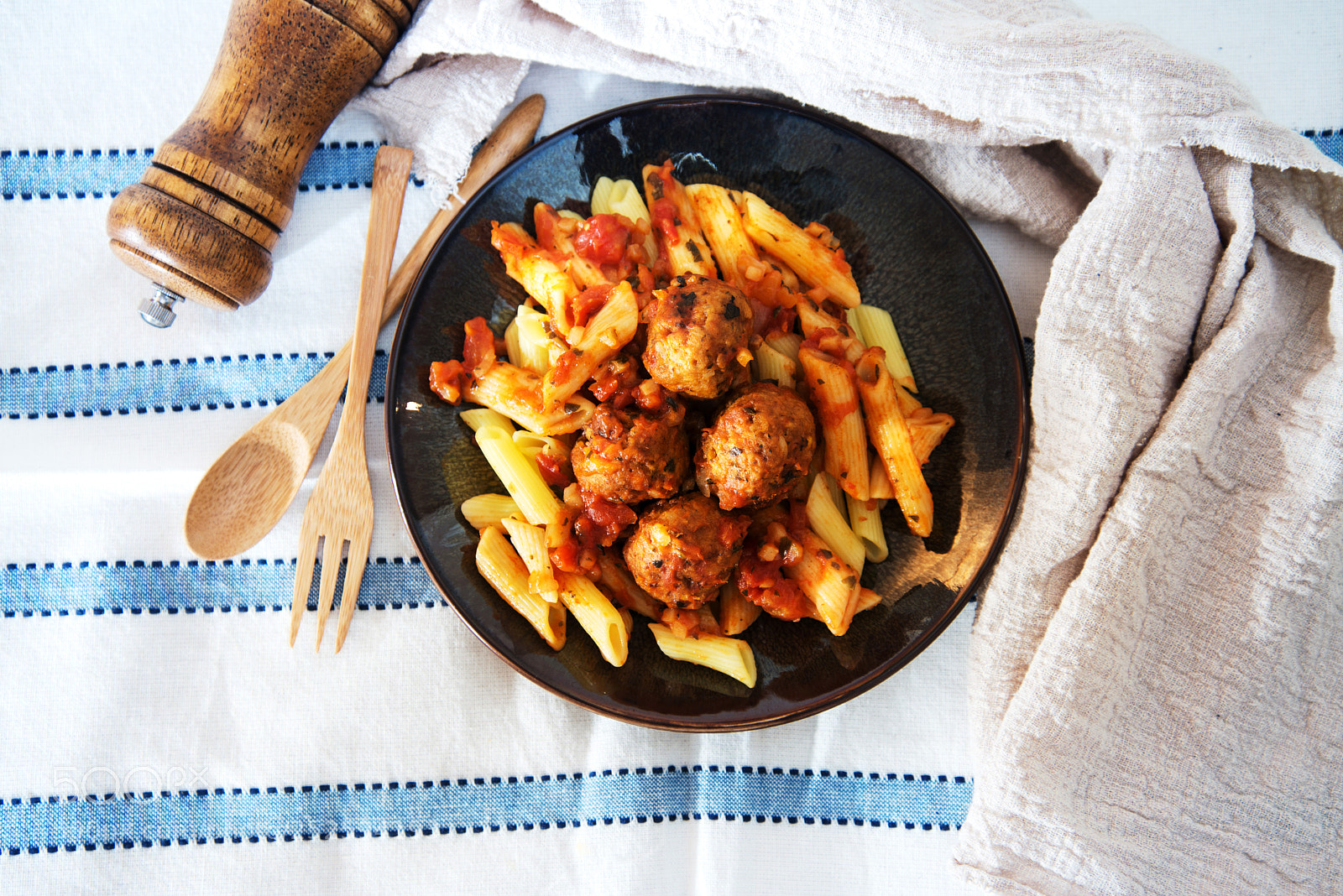 Nikon D800 sample photo. Tasty penne with meat photography