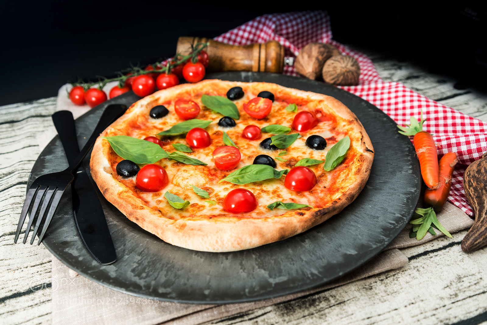 Nikon D800 sample photo. Tasty pizza on a photography
