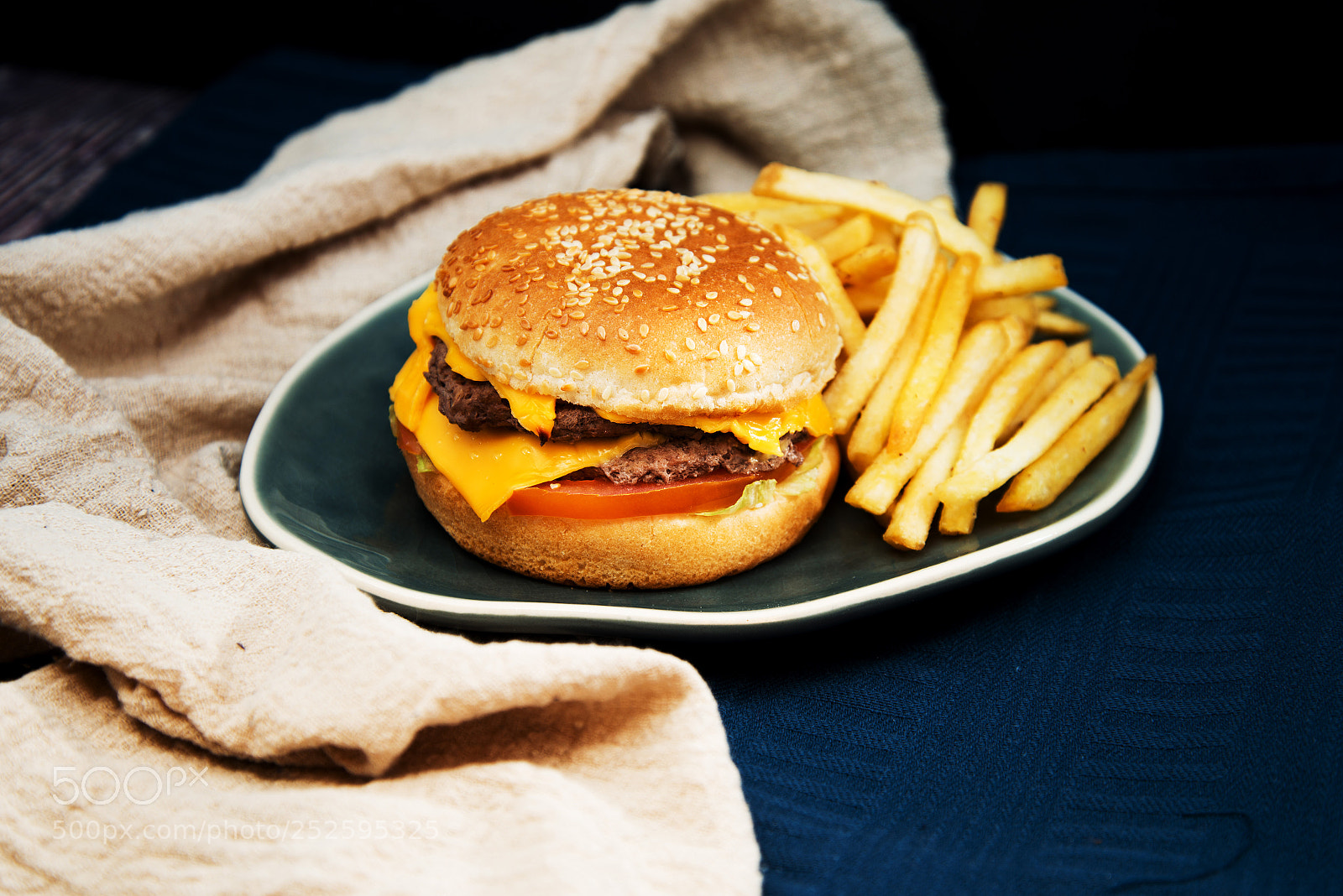 Nikon D800 sample photo. Cheese burger - american photography