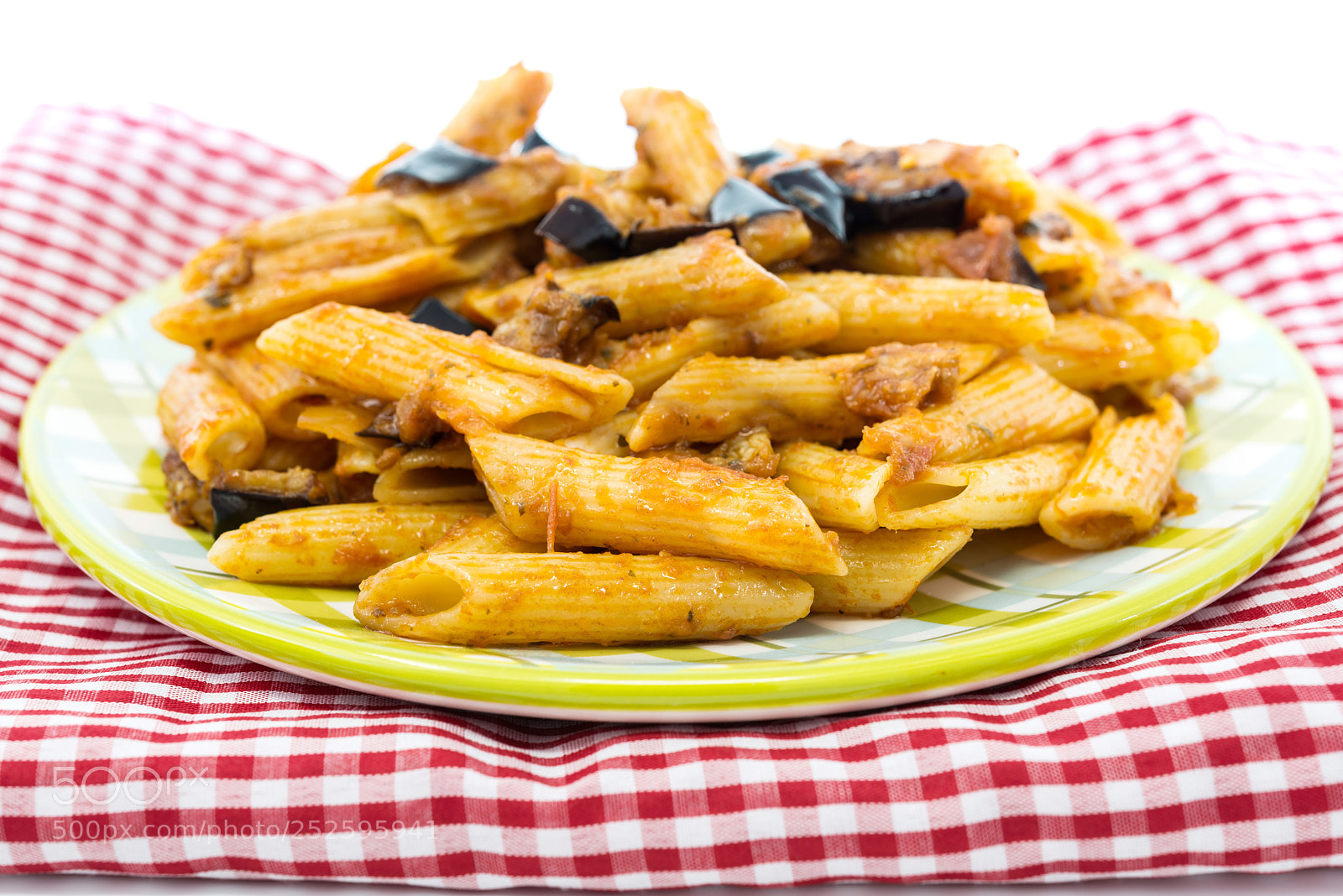 Nikon D800 sample photo. Spaghetti with aubergine and photography