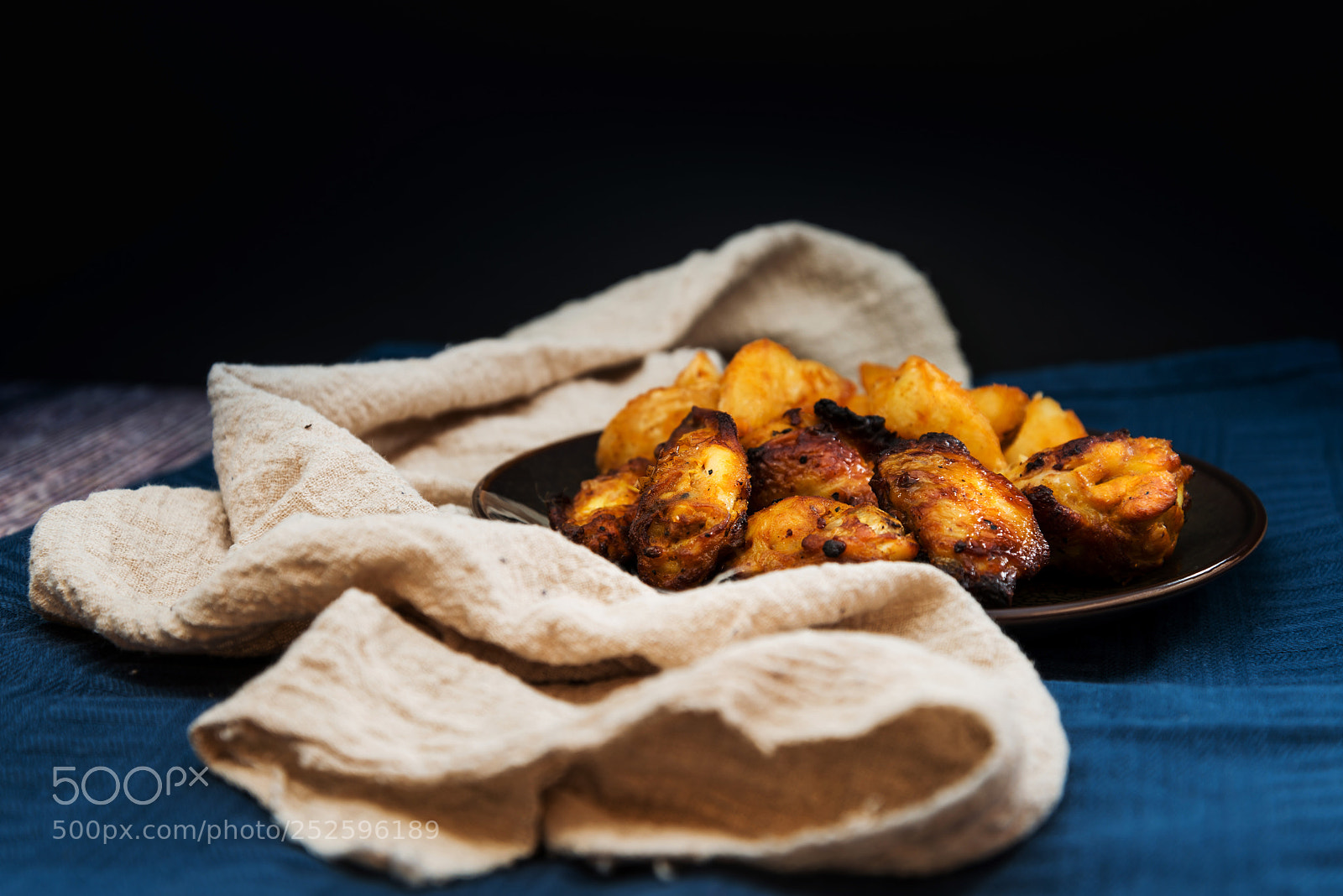 Nikon D800 sample photo. Chicken wings with sauce photography