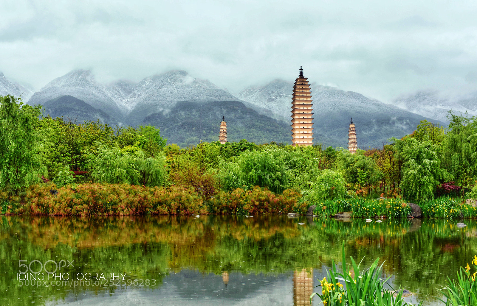 Nikon D810 sample photo. Chongzhen 3-towers temple built photography