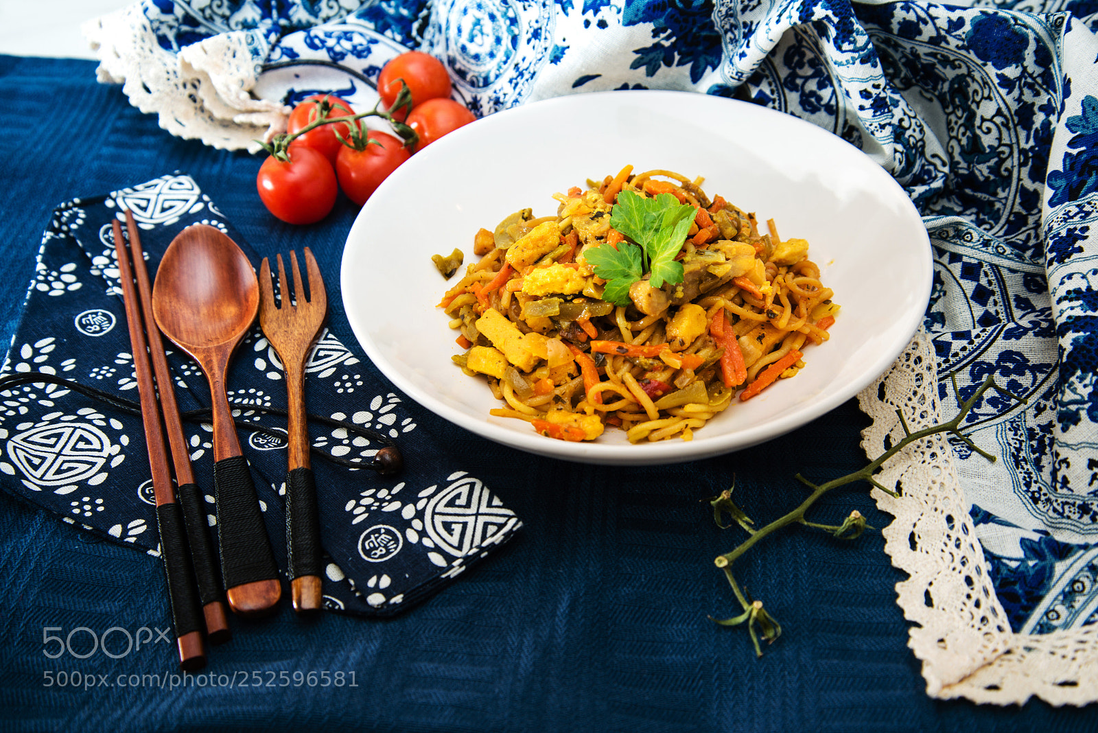 Nikon D800 sample photo. Asian food fried noodle photography