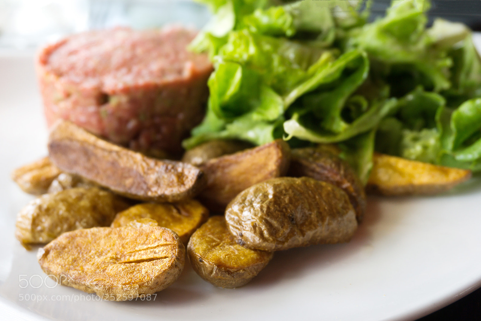 Sony a6000 sample photo. Tasty steak tartare raw photography