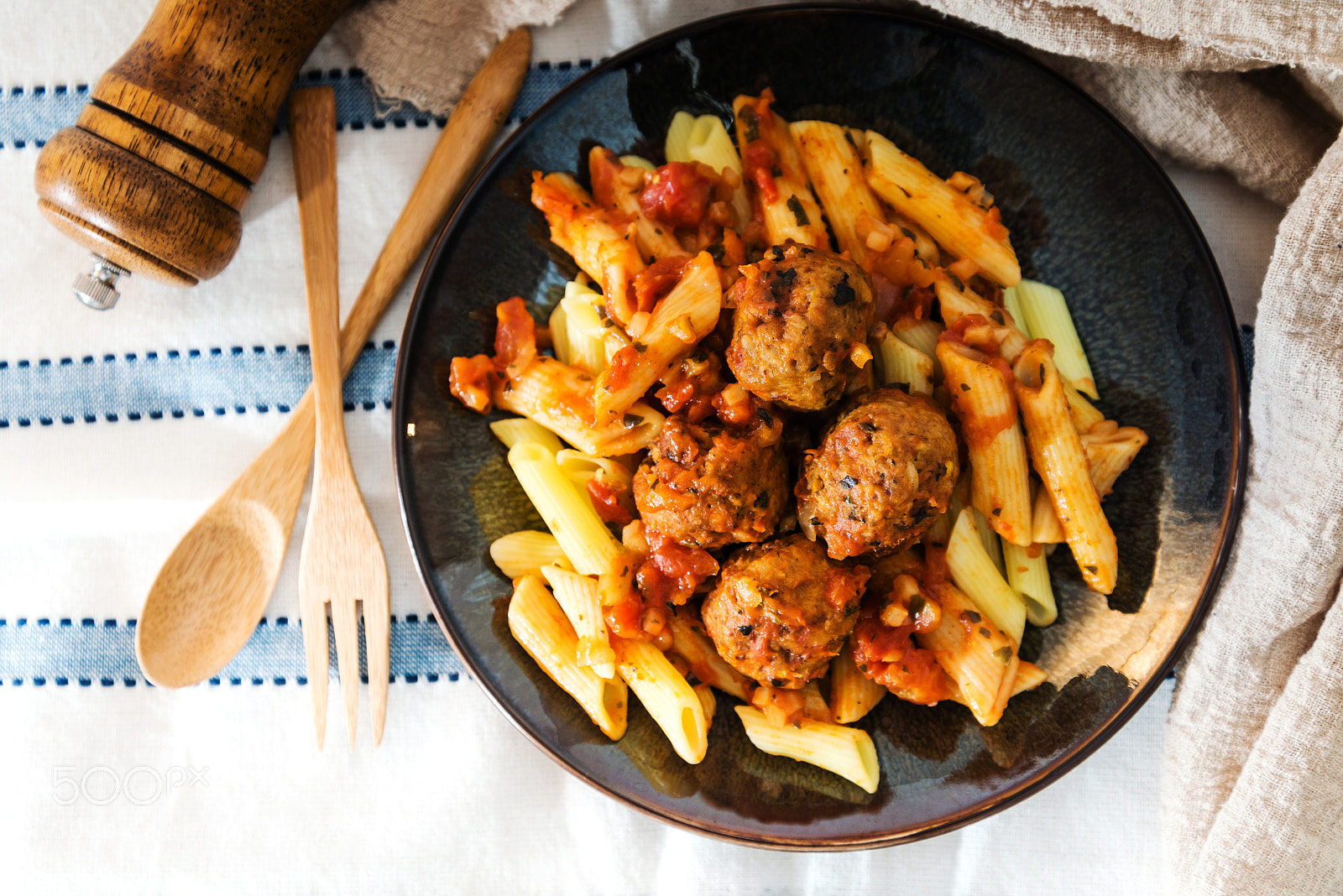 Nikon D800 sample photo. Tasty penne with meat photography