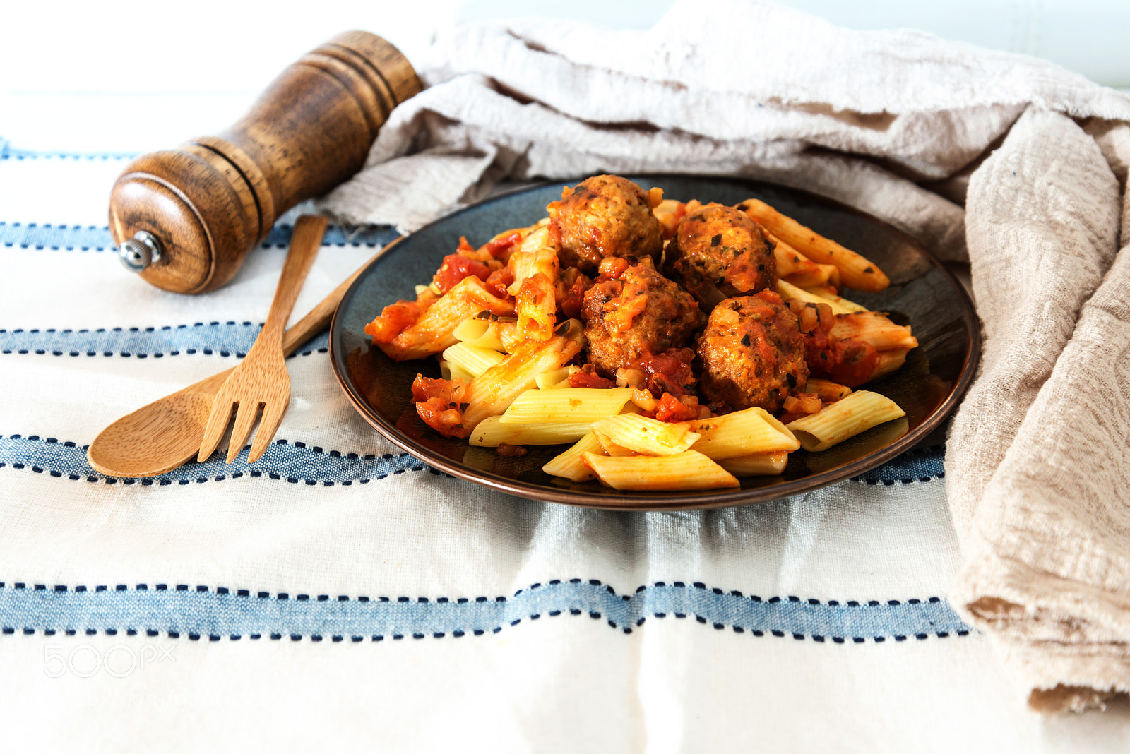 Nikon D800 sample photo. Tasty penne with meat photography