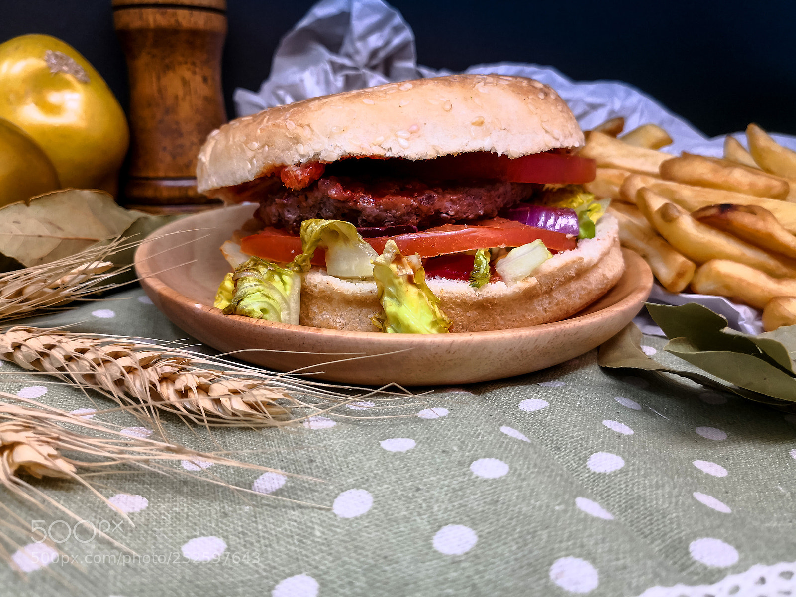 HUAWEI Mate 10 Pro sample photo. Cheese burger - american photography