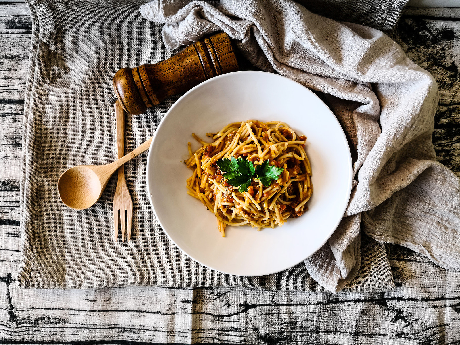 HUAWEI Mate 10 Pro sample photo. Tasty pasta italian meat photography