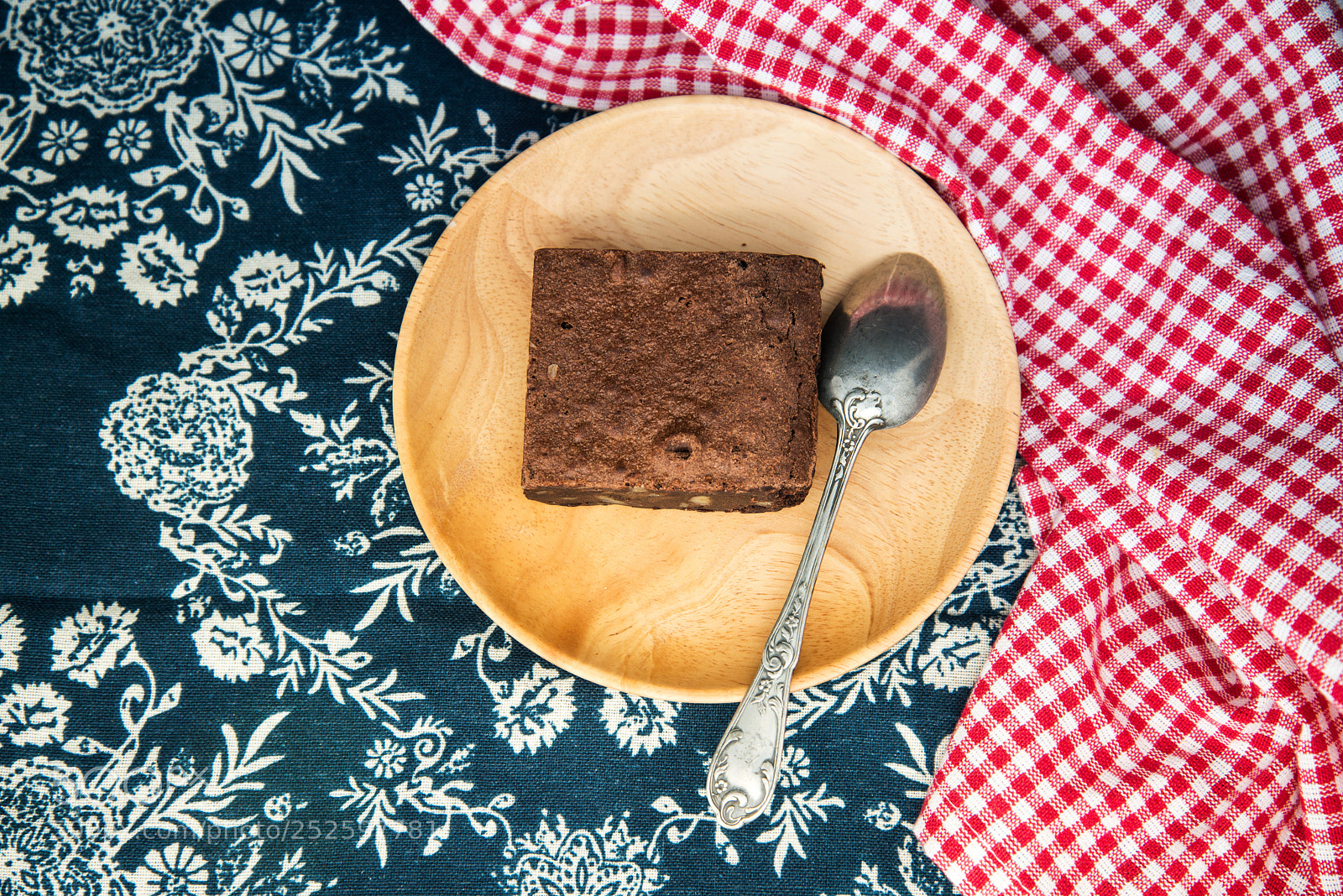 Nikon D800 sample photo. Chocolate brownie cake on photography