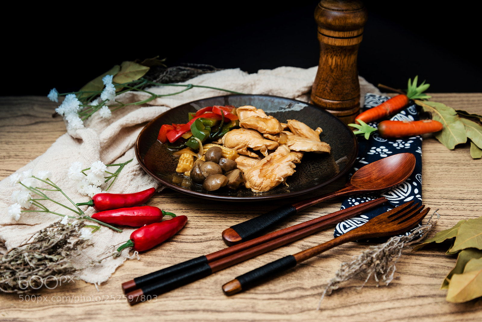 Nikon D800 sample photo. Wok fried chicken stir photography