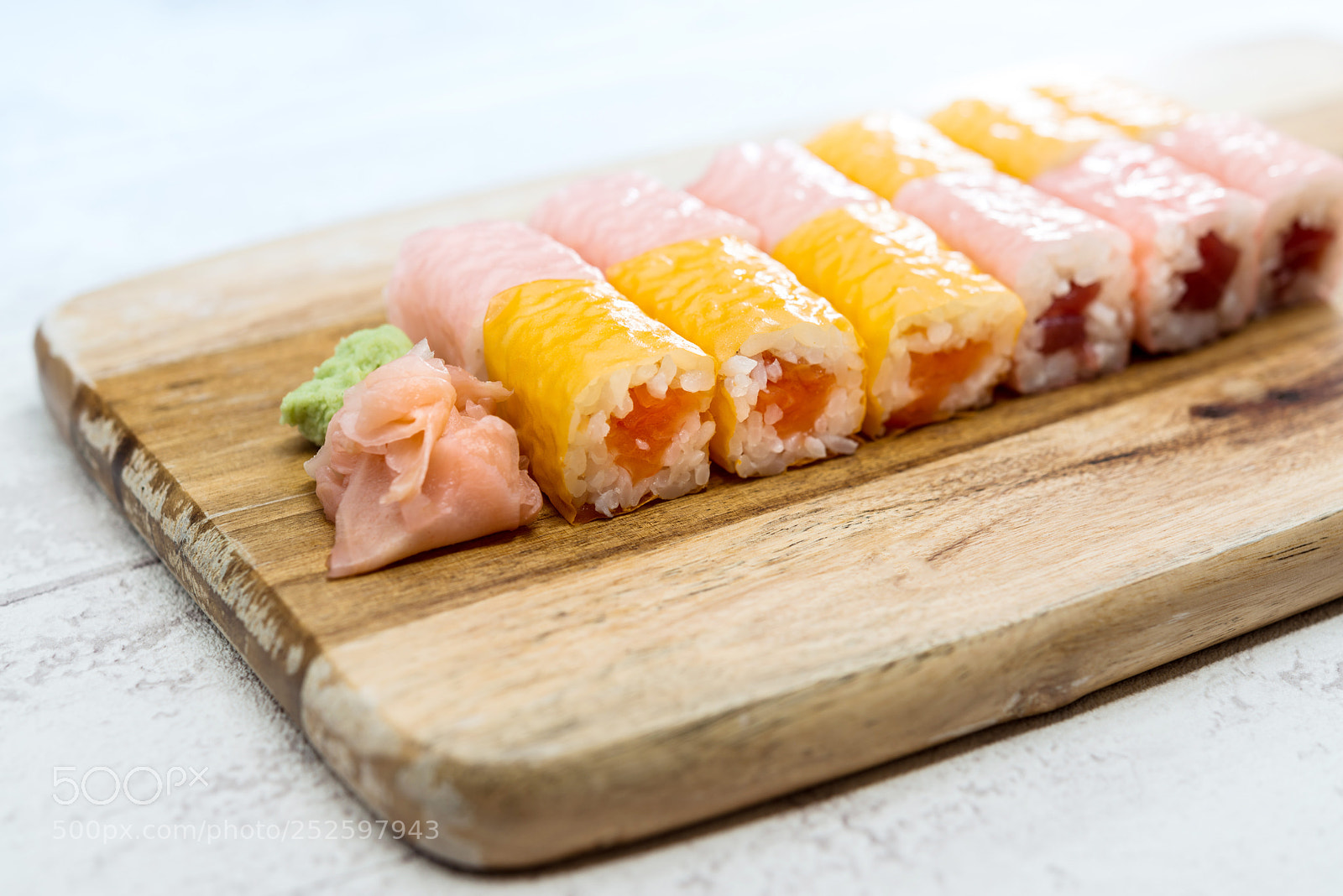 Nikon D800 sample photo. Japanese food sushi roll photography