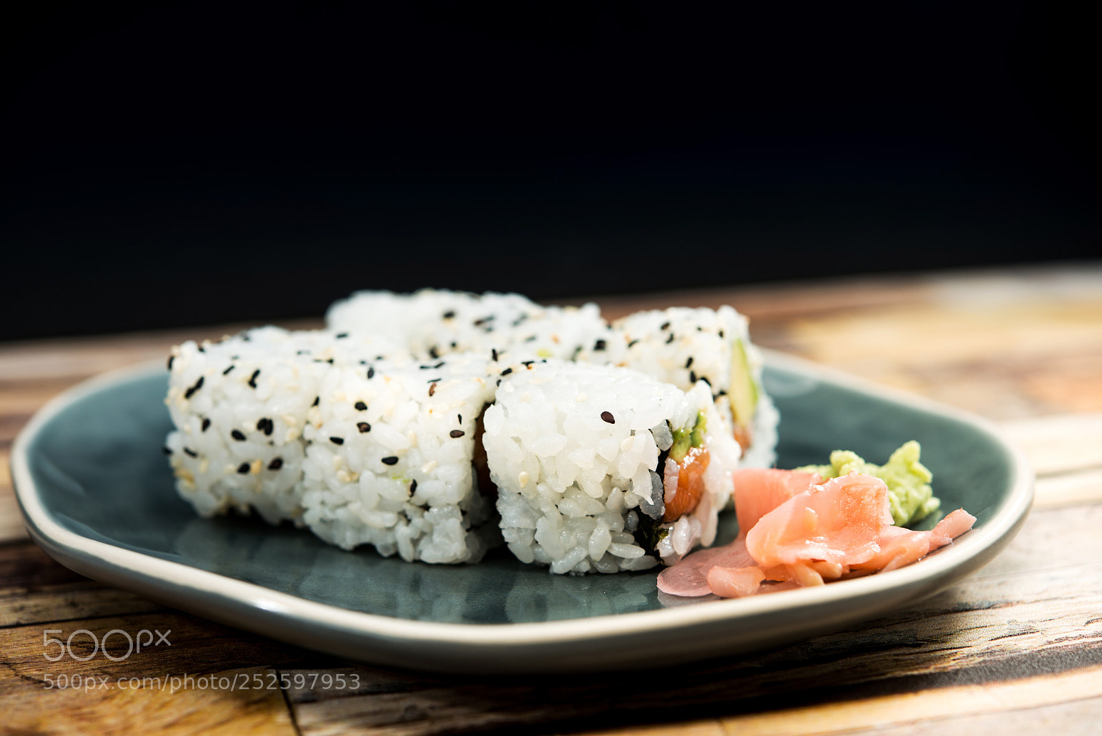 Nikon D800 sample photo. Japanese food sushi roll photography
