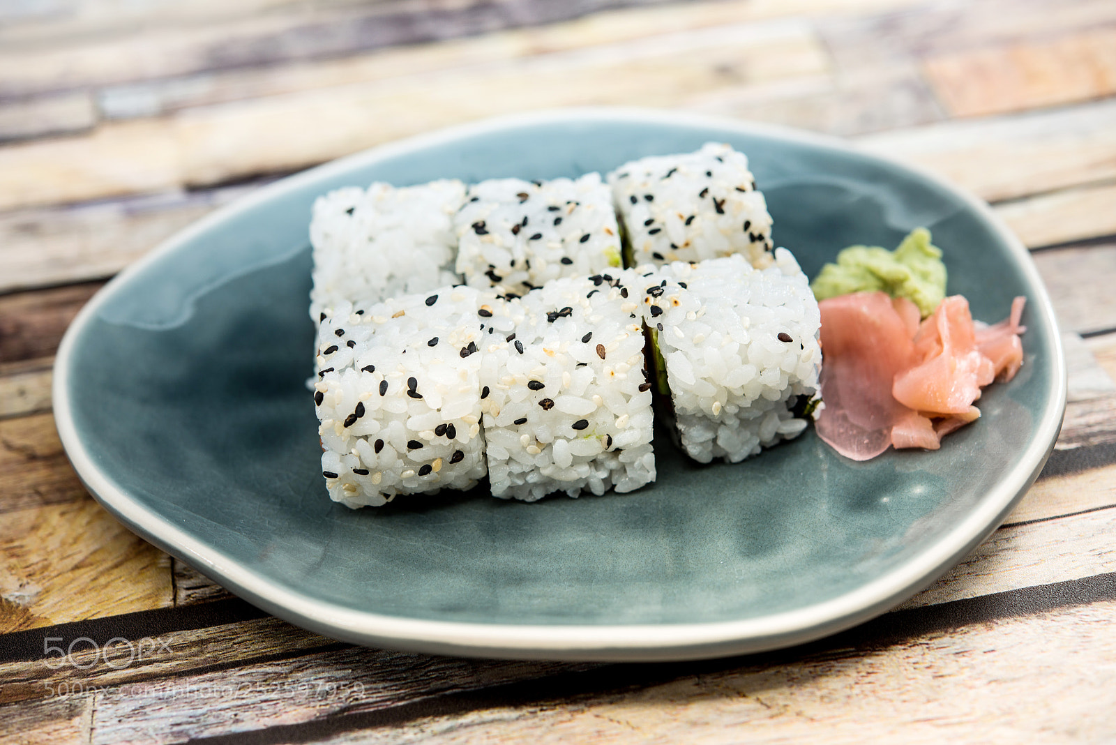 Nikon D800 sample photo. Japanese food sushi roll photography