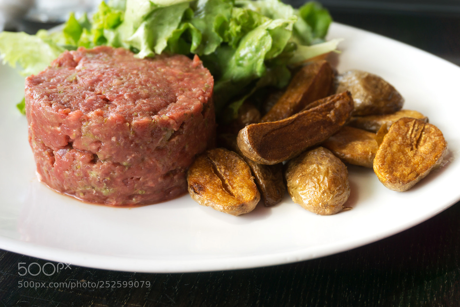 Sony a6000 sample photo. Tasty steak tartare raw photography