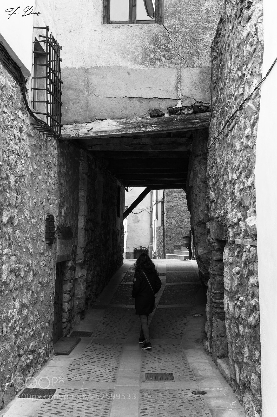 Sony a6000 sample photo. An old passage photography