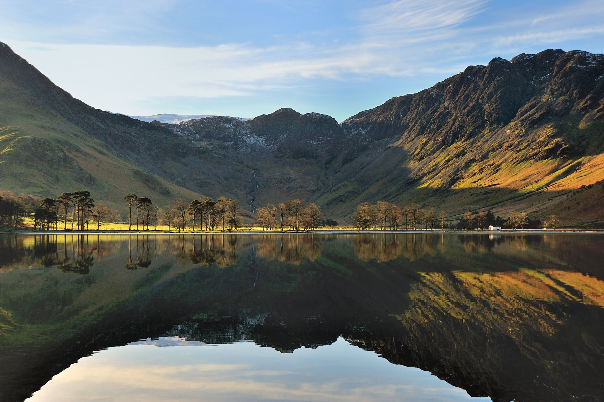 AF Zoom-Nikkor 24-120mm f/3.5-5.6D IF sample photo. The buttermere bowl photography