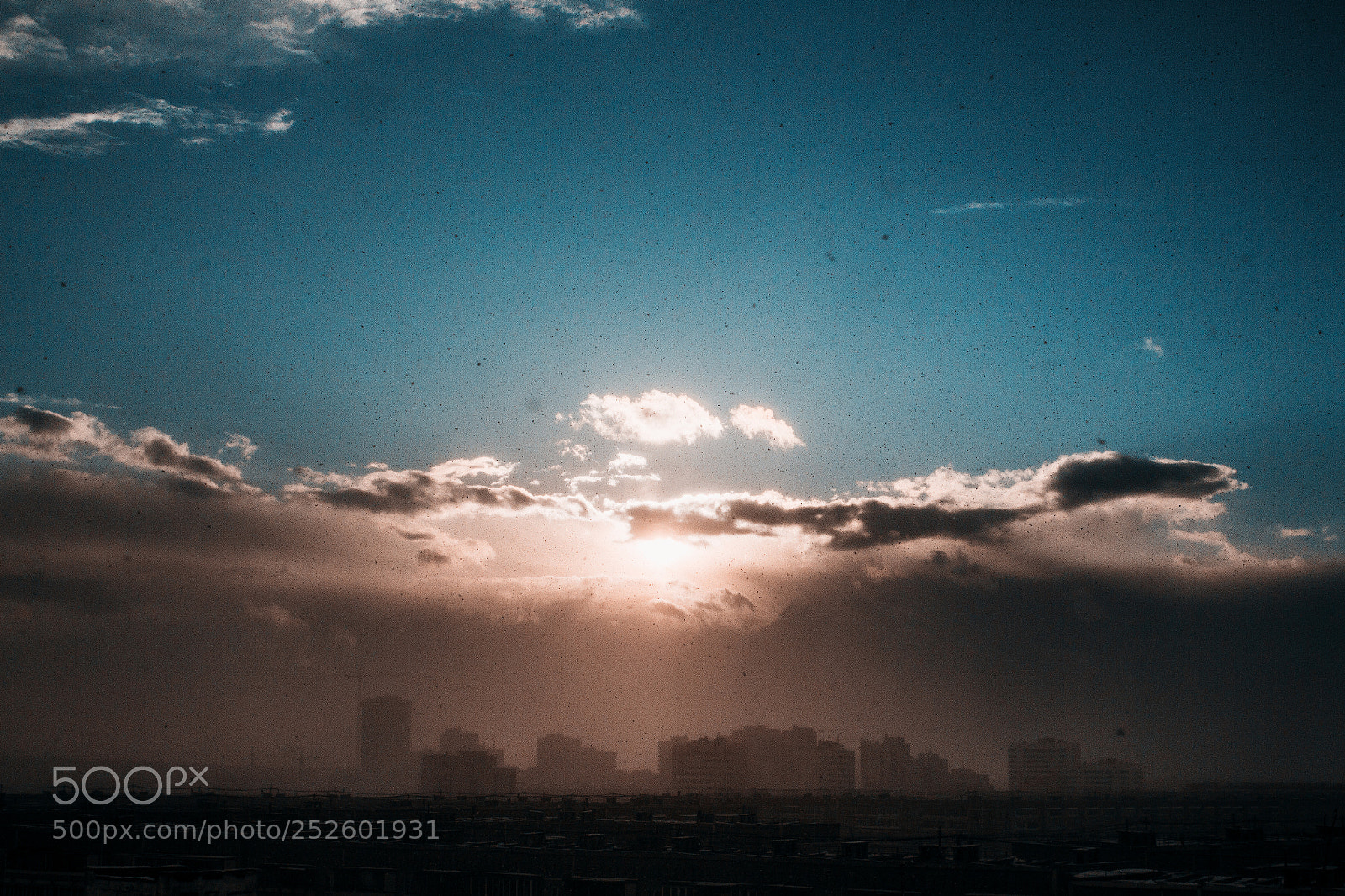 Canon EOS 650D (EOS Rebel T4i / EOS Kiss X6i) sample photo. Ghost city photography