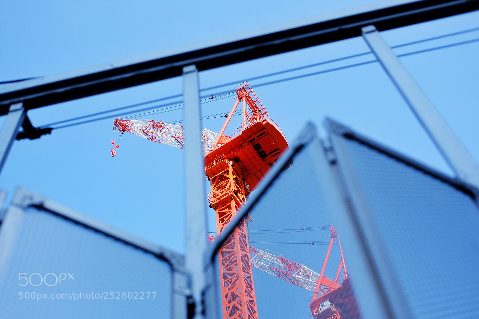 Fujifilm X-E2 sample photo. Cranes iphone8 snapseed photography