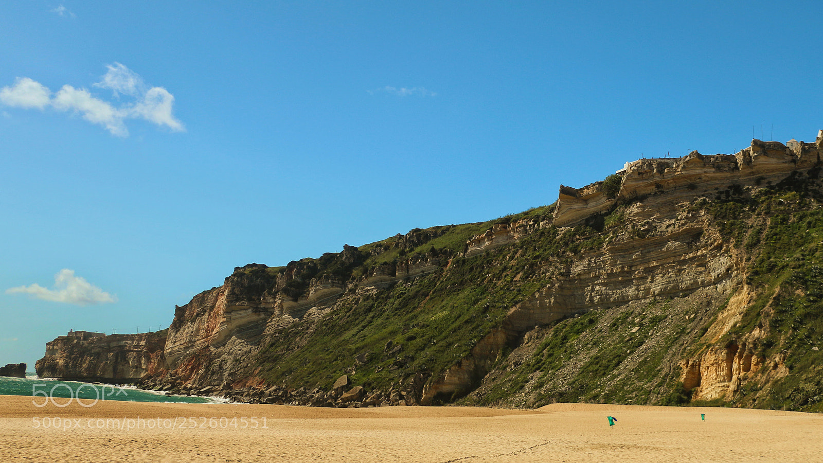 Canon EOS 70D sample photo. Nazare cliffs photography