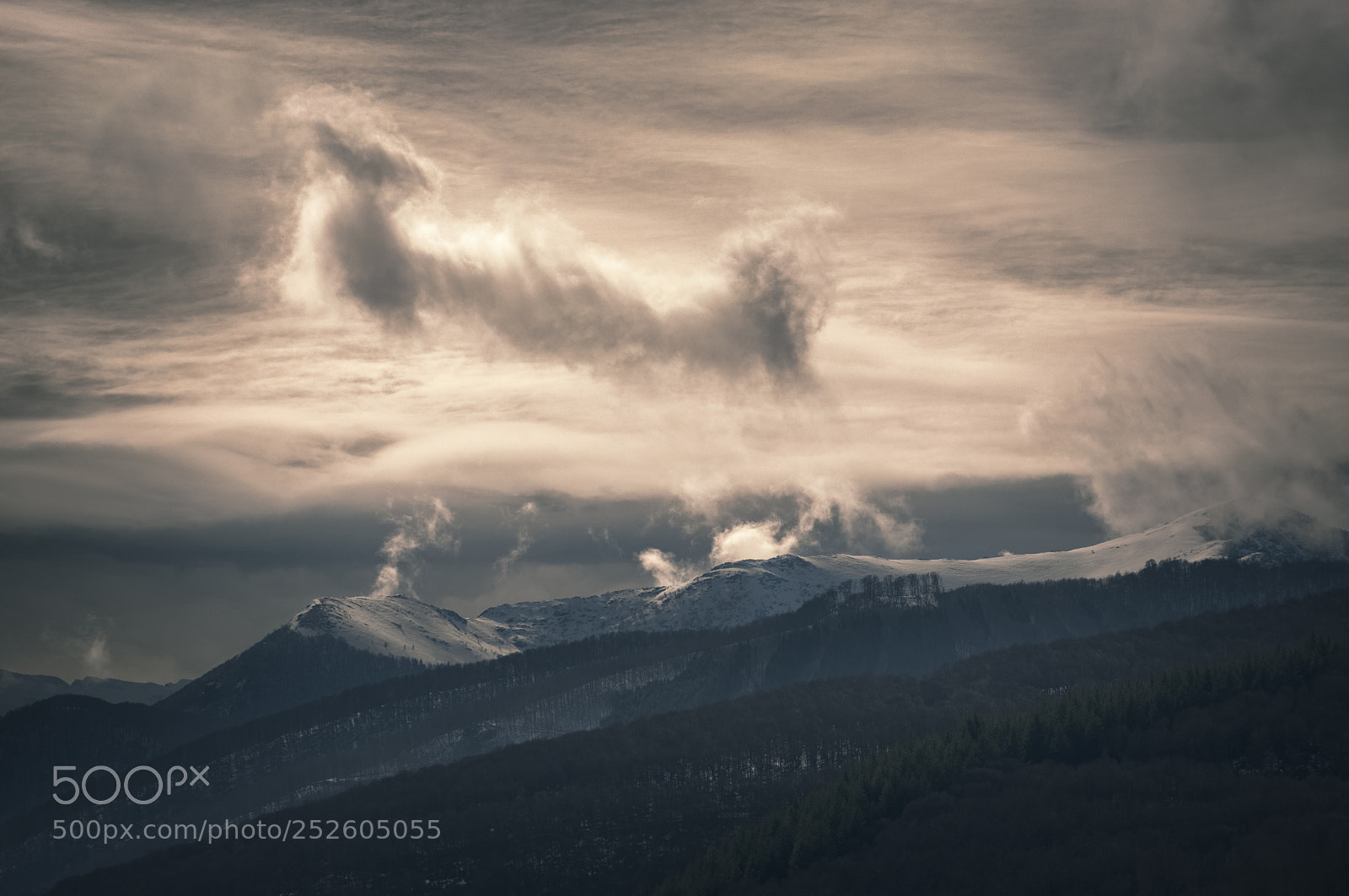 Nikon D5500 sample photo. Light on the peaks photography