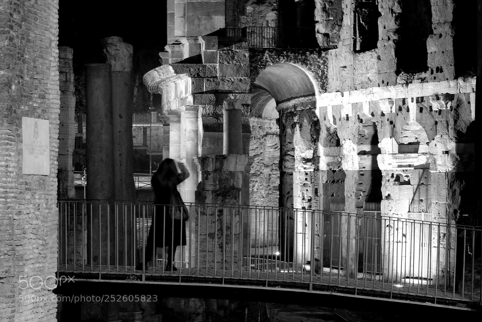 Fujifilm X-T20 sample photo. Rome by night 9 photography