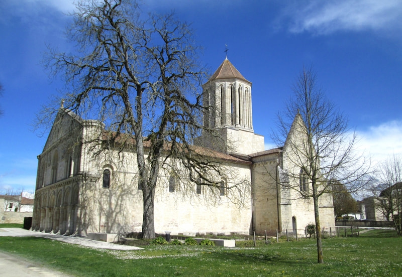 Canon PowerShot A1400 sample photo. Surgeres le prieuré notre dame () photography