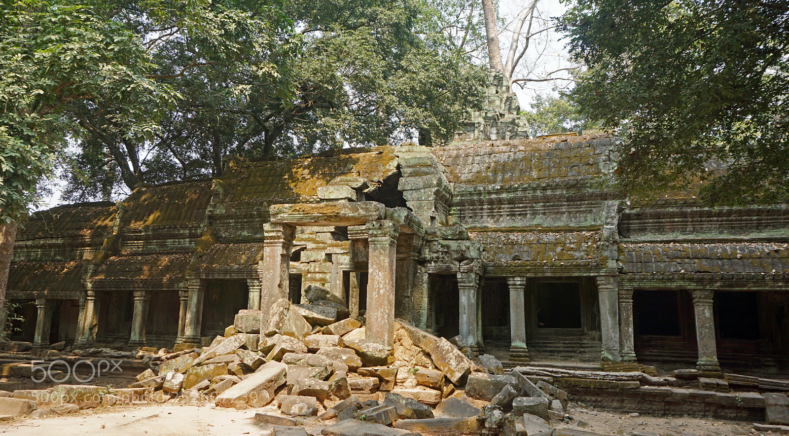 Sony a6000 sample photo. Ankor wat temple complex photography
