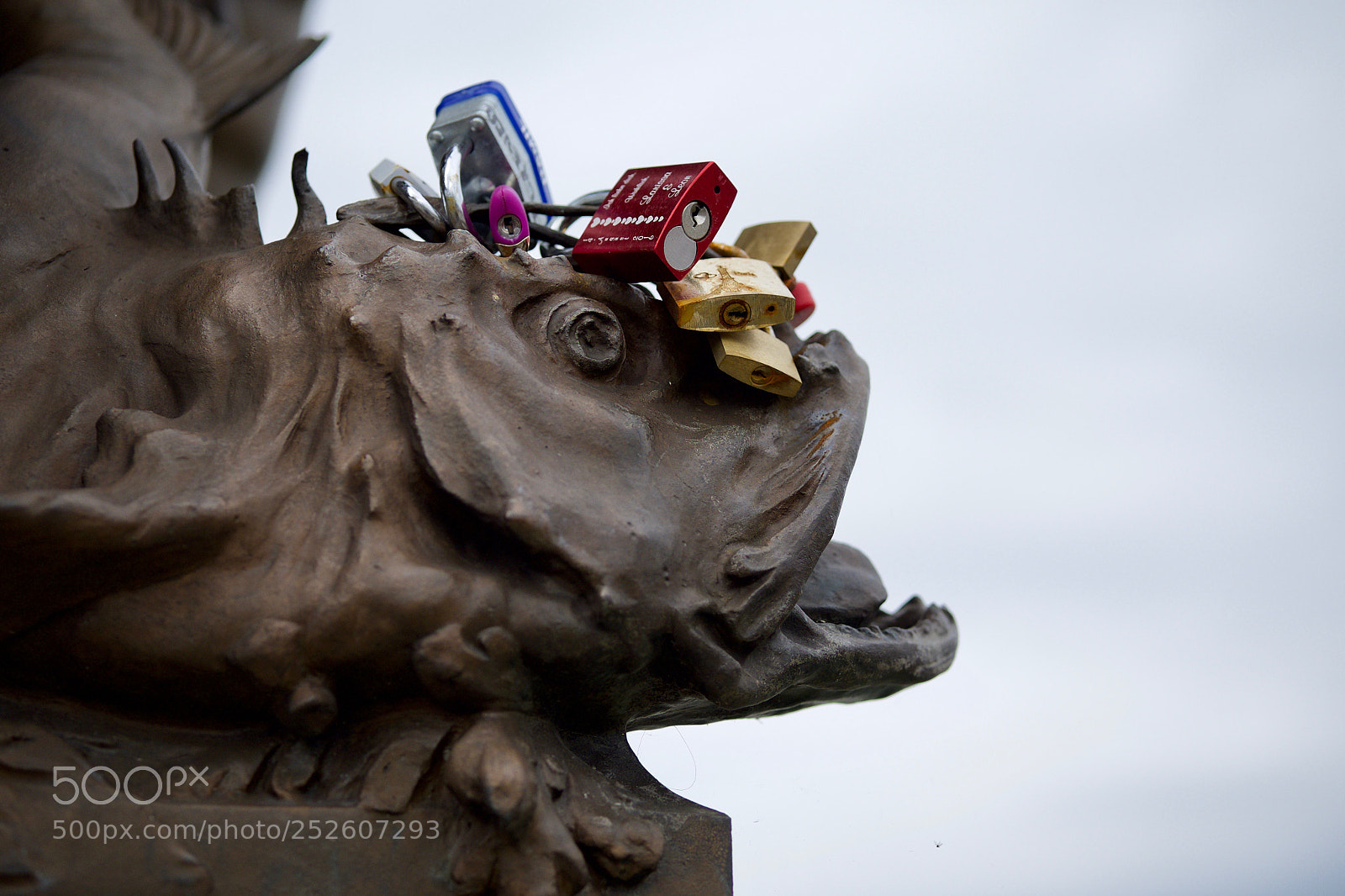 Fujifilm X-T10 sample photo. Love in the strangest photography