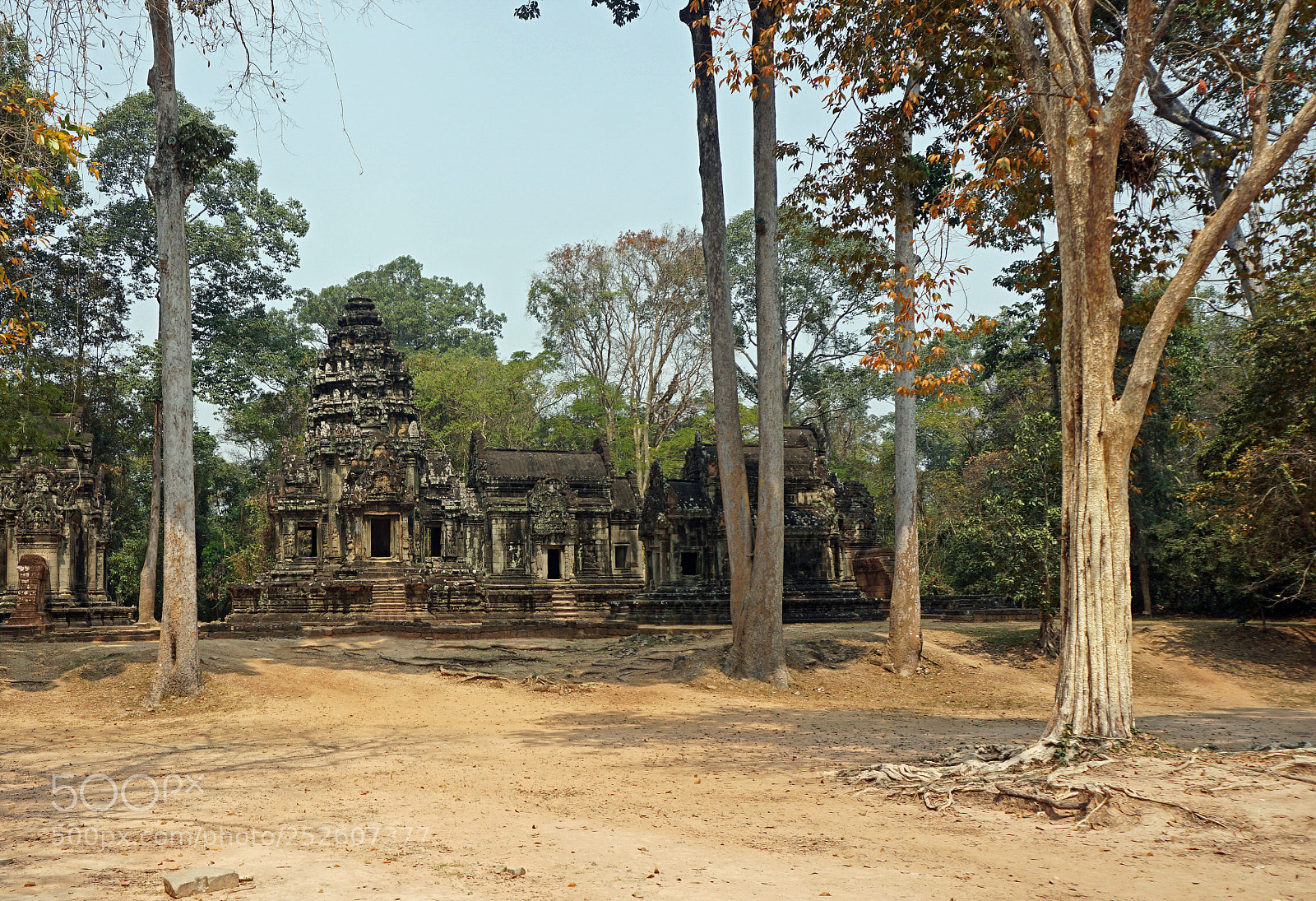 Sony a6000 sample photo. Ankor wat temple complex photography