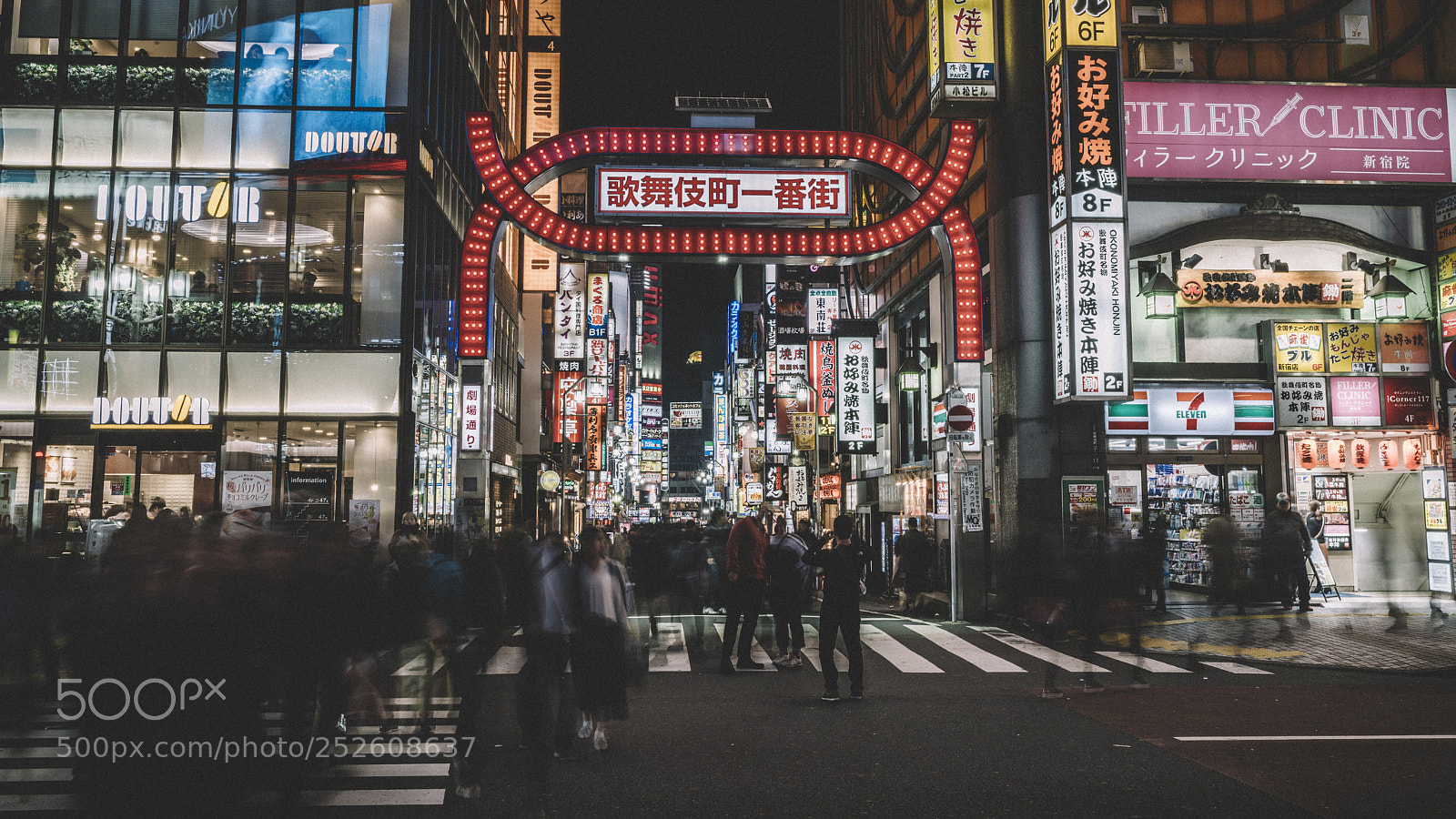 Sony a7R II sample photo. Shinjuku photography