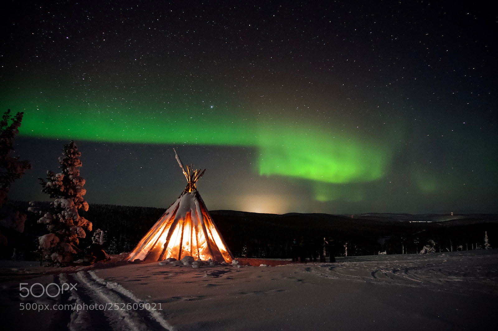 Sony a6000 sample photo. Aurora borealis in lapland photography