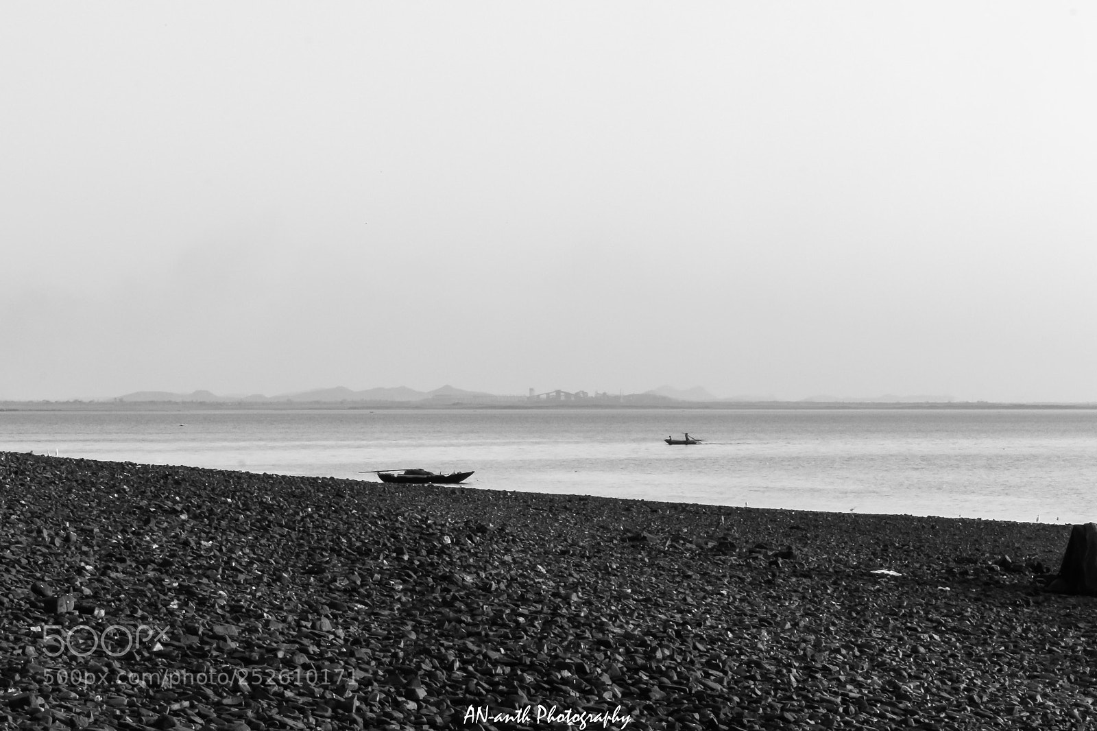 Canon EOS 1200D (EOS Rebel T5 / EOS Kiss X70 / EOS Hi) sample photo. The two boats photography