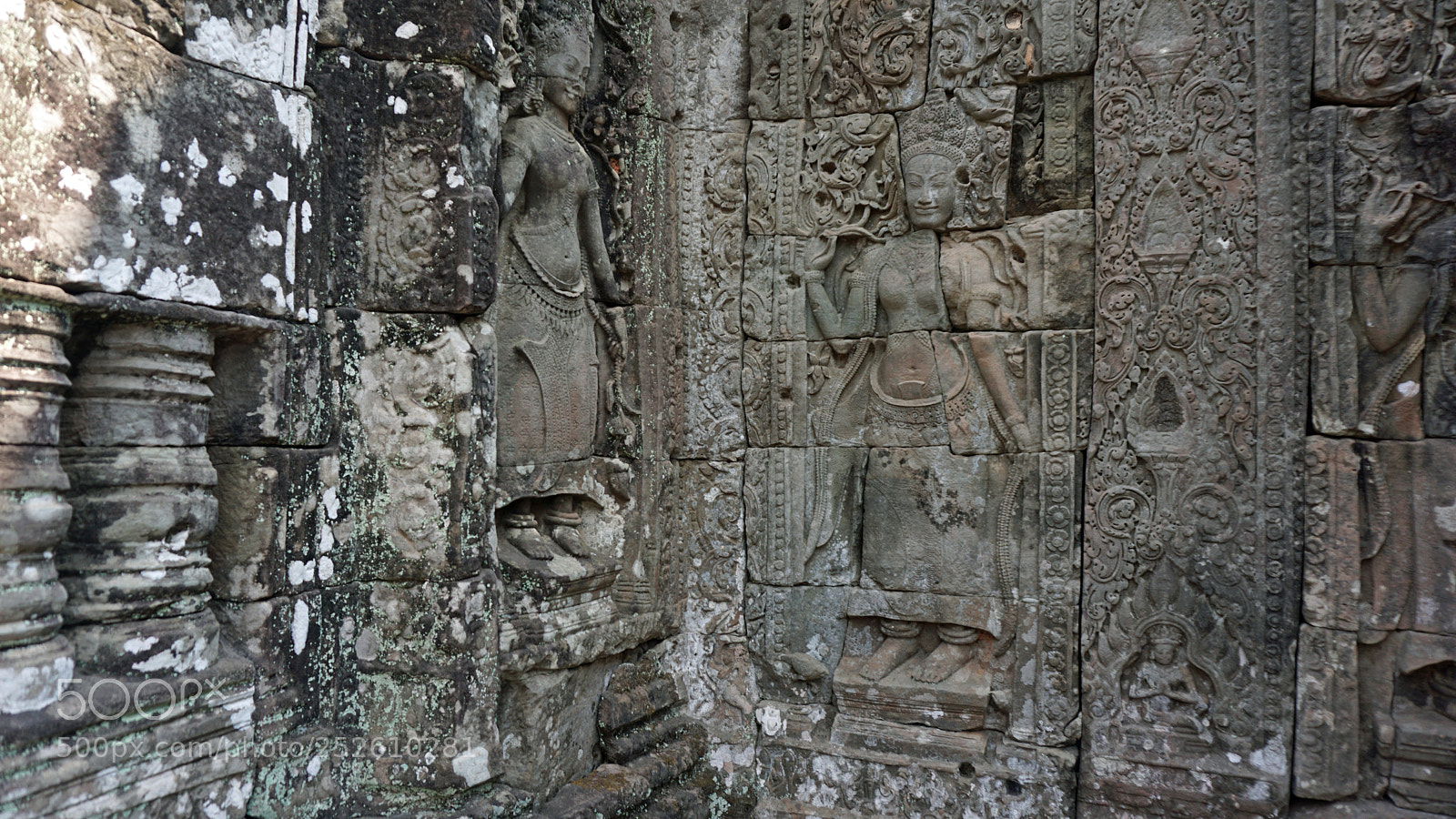 Sony a6000 sample photo. Angkor wat wall figures photography