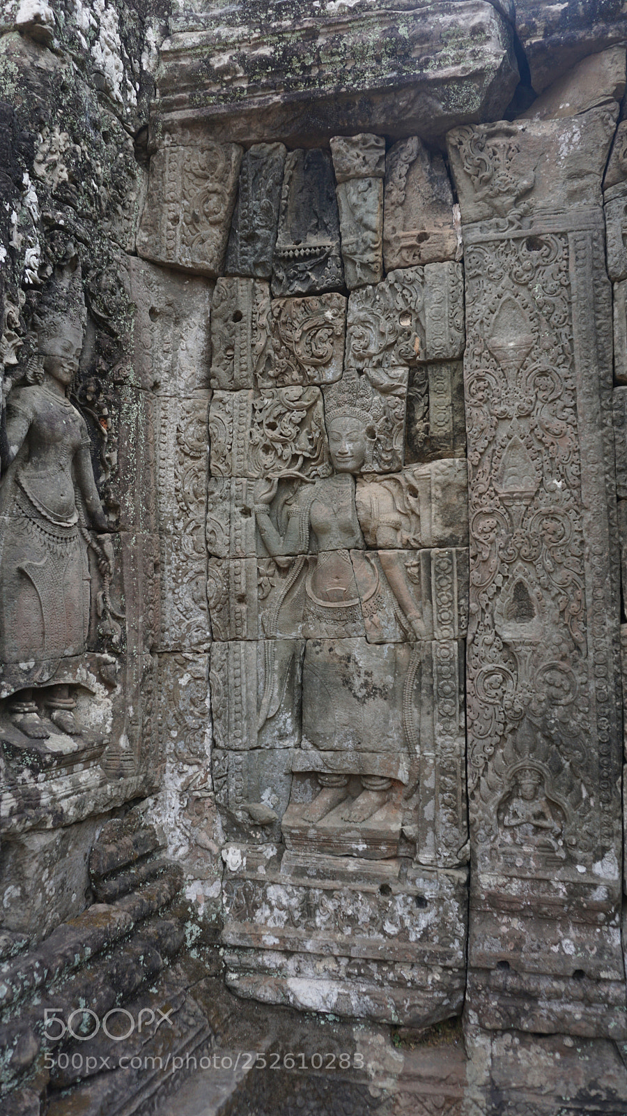 Sony a6000 sample photo. Angkor wat wall figures photography