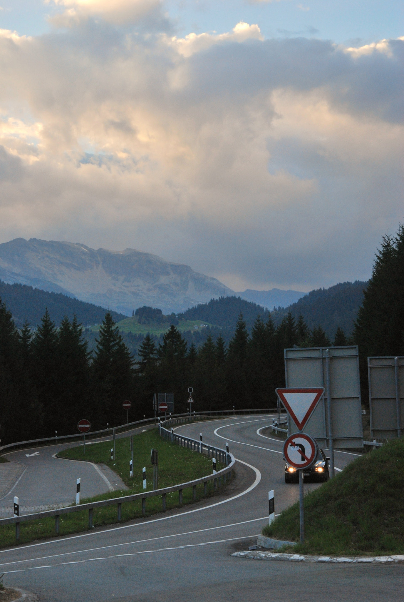Nikon D60 sample photo. () photography