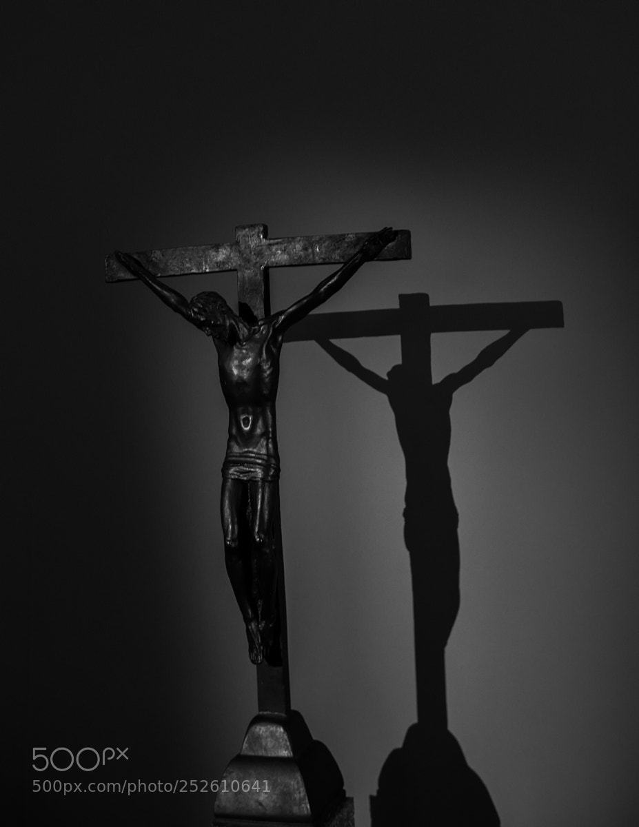Nikon D800 sample photo. Crucifixion photography