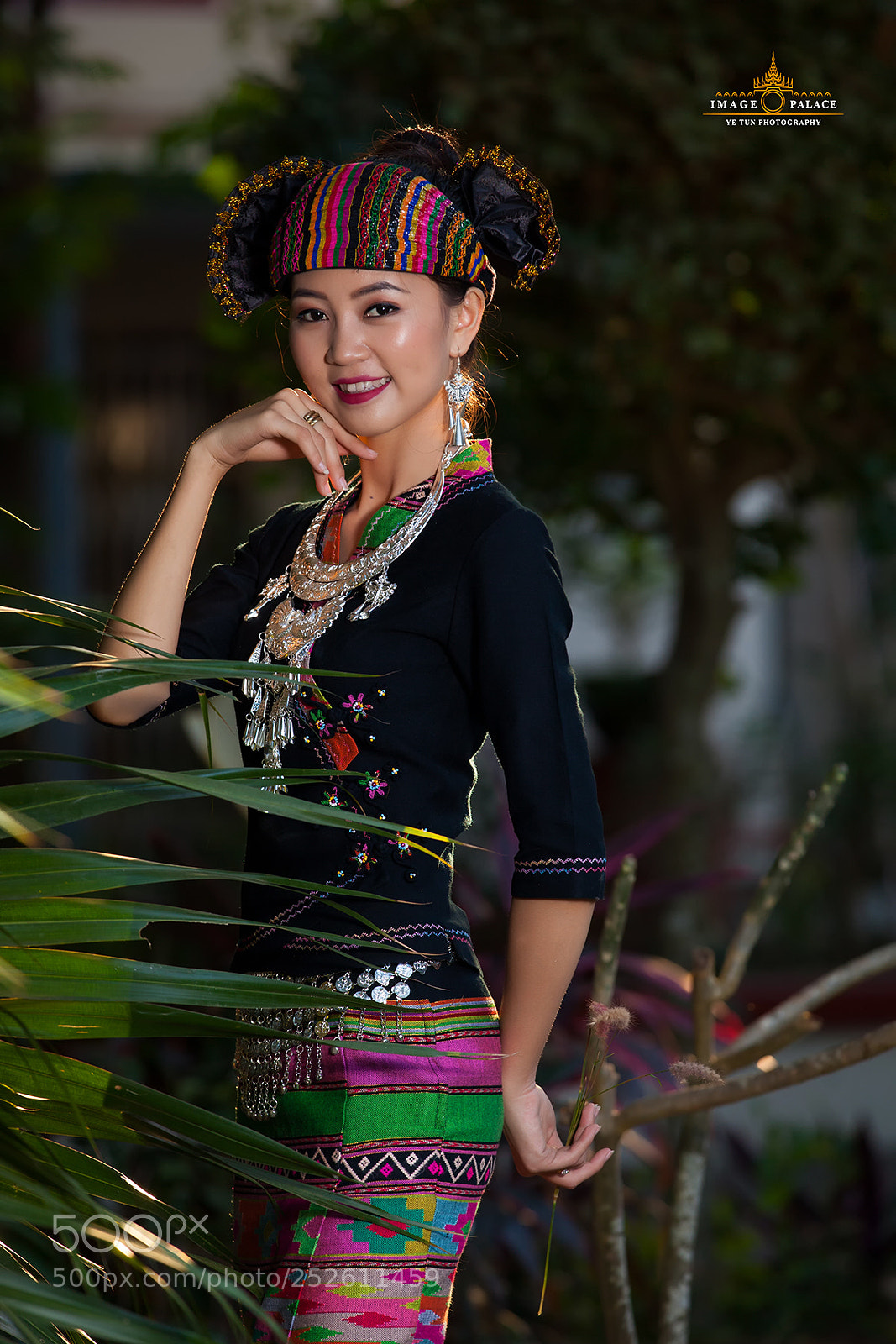 Canon EOS 5D Mark II sample photo. Shan girl photography