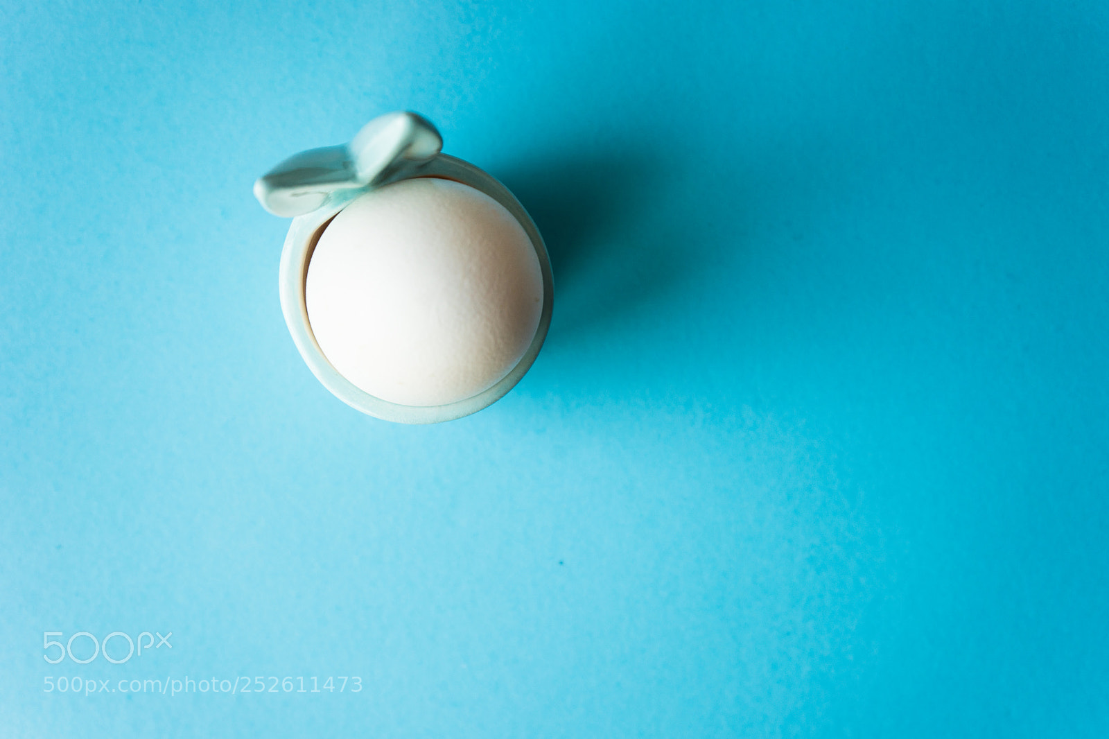 Sony a7 sample photo. Boiled egg on blue photography