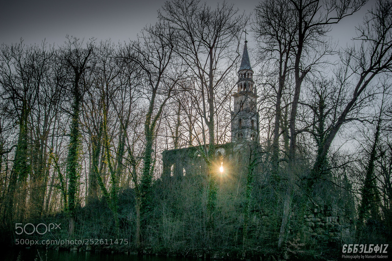 Sony ILCA-77M2 sample photo. Orthodox church ruin photography