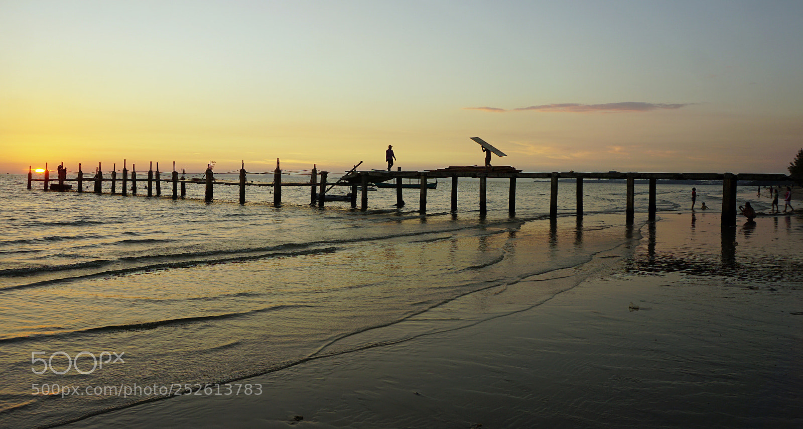 Sony a6000 sample photo. Wooden jetty in the photography