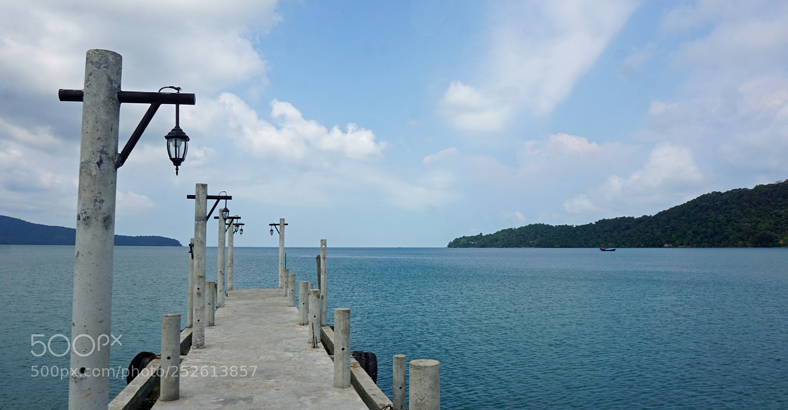 Sony a6000 sample photo. Jetty on koh rong photography