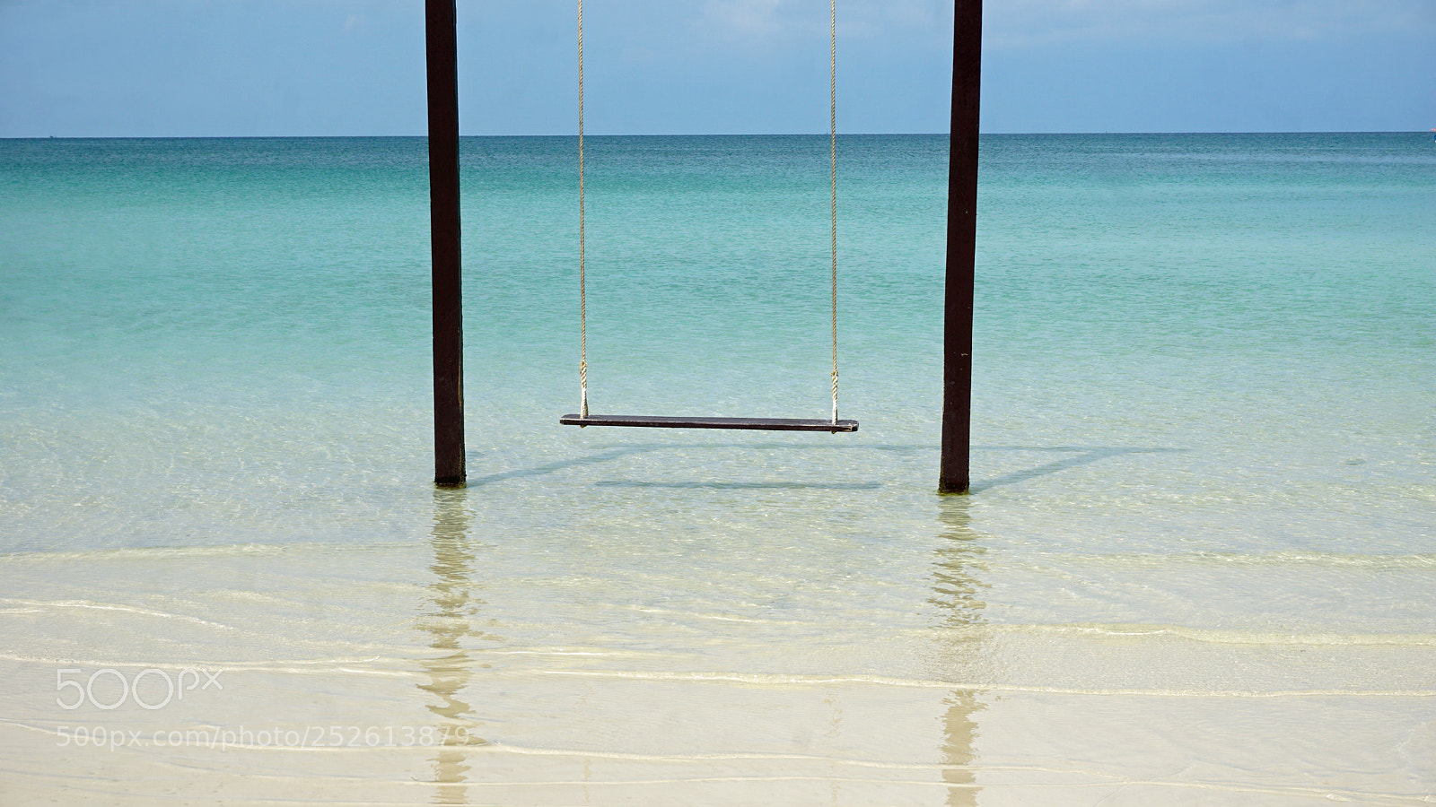 Sony a6000 sample photo. Beach swing photography