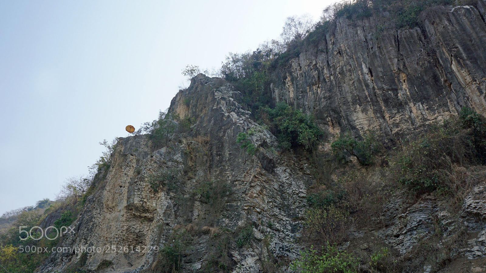 Sony a6000 sample photo. Phnom sampeau bat cave photography