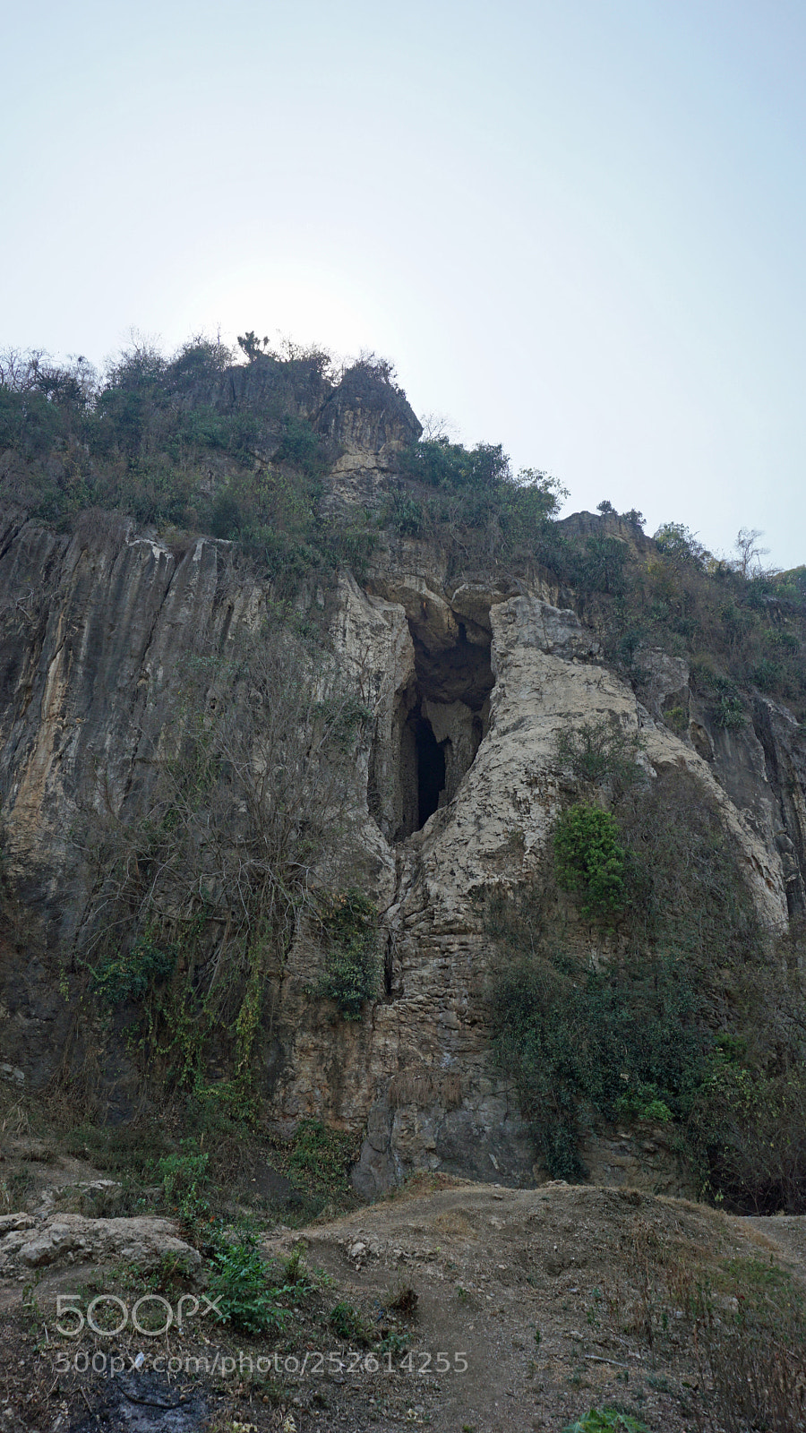 Sony a6000 sample photo. Phnom sampeau bat cave photography