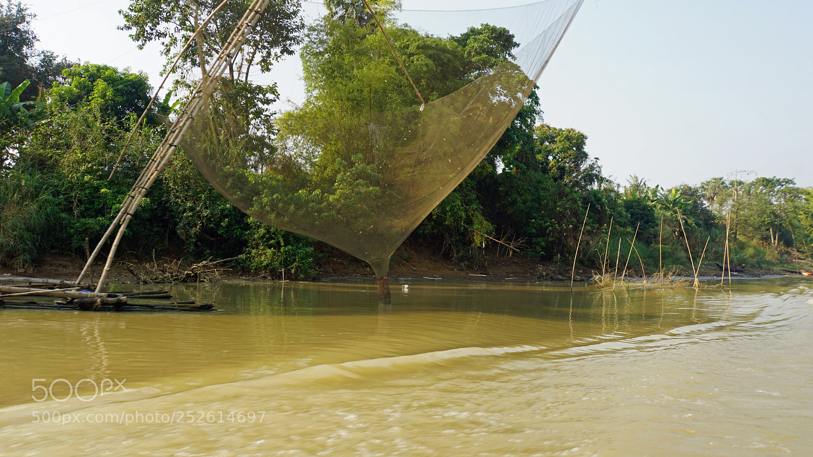 Sony a6000 sample photo. Tonle sap shrimp farms photography
