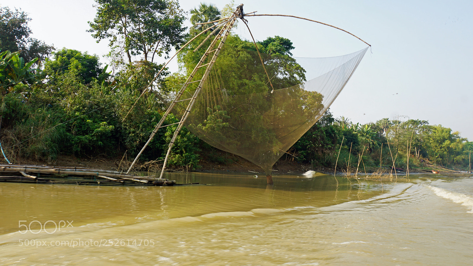 Sony a6000 sample photo. Tonle sap shrimp farms photography