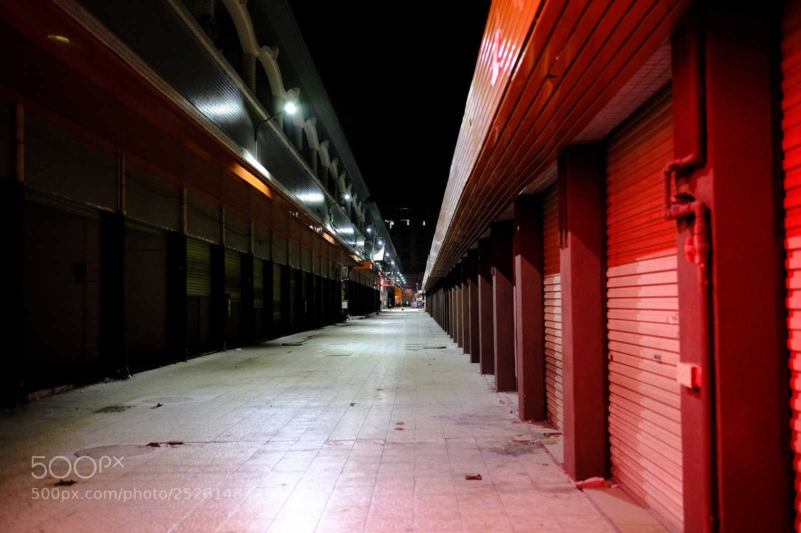 Fujifilm X-T2 sample photo. Desert commercial alley photography