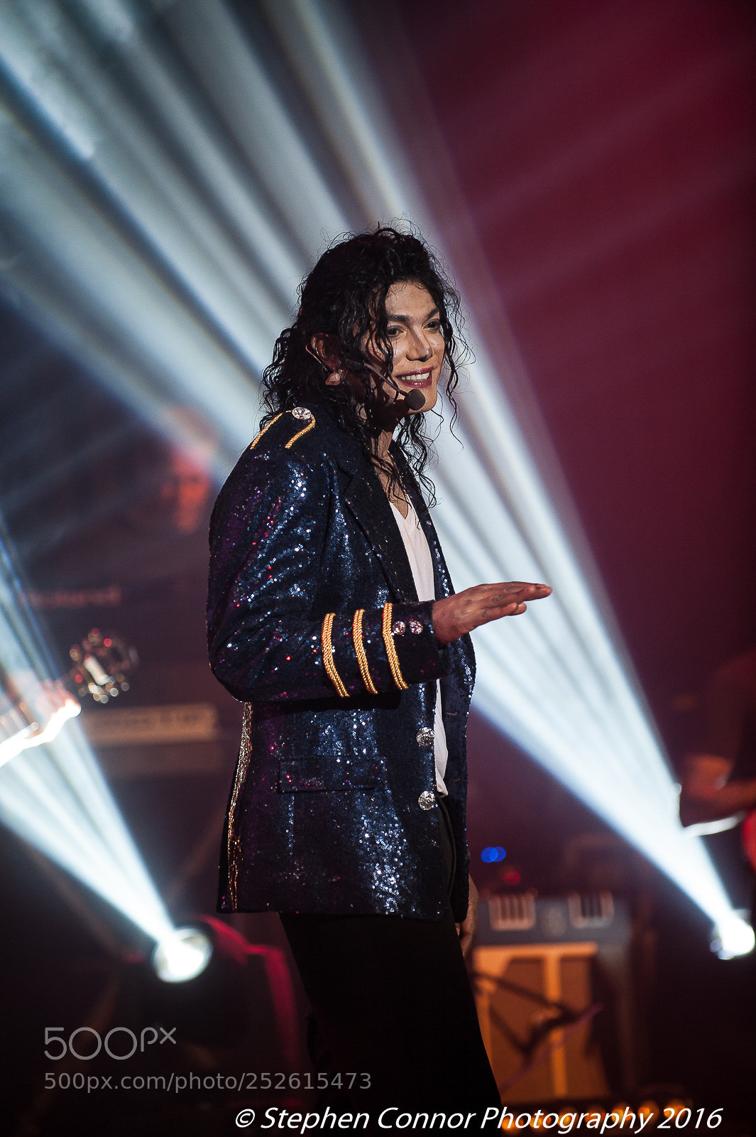 Nikon D3 sample photo. Michael jackson king of photography